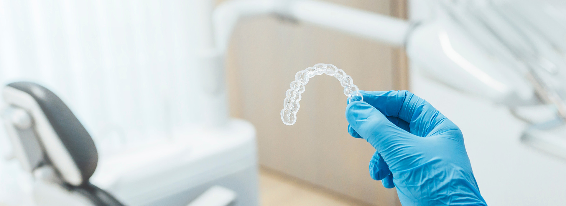 River Place Dental | Oral Cancer Screening, Tooth Replacement with Dental Implants and K  R Professional Teeth Whitening